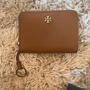 Tory Burch key chain wallet